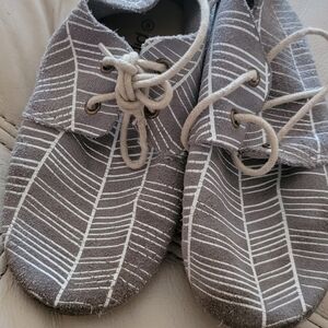 Piper Finn grey suede moccasins shoes sz 8